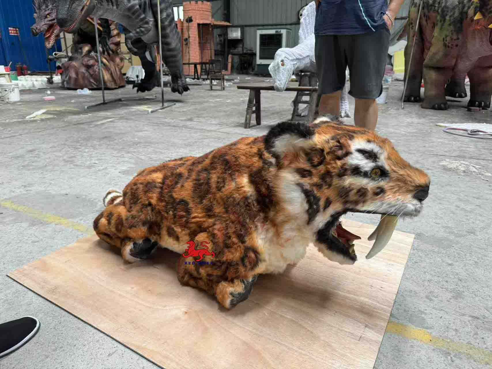 Realistic Animatronic Tiger – RC Robot Replica | World of Robots – www ...